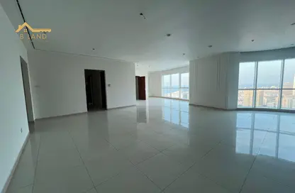 Apartment - 3 Bedrooms - 3 Bathrooms for rent in Al Khan Lagoon Tower - Al Khan Lagoon - Al Khan - Sharjah Apartment - 3 Bedrooms - 3 Bathrooms for rent in Al Khan Lagoon Tower - Al Khan Lagoon - Al Khan - Sharjah