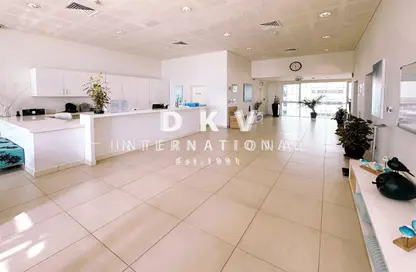 Apartment - 2 Bedrooms - 2 Bathrooms for rent in Park Place Tower - Sheikh Zayed Road - Dubai