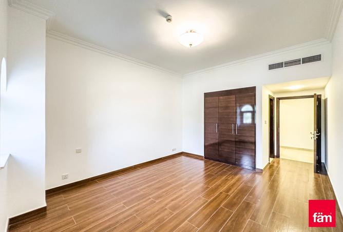 15201077 - Property Image 2