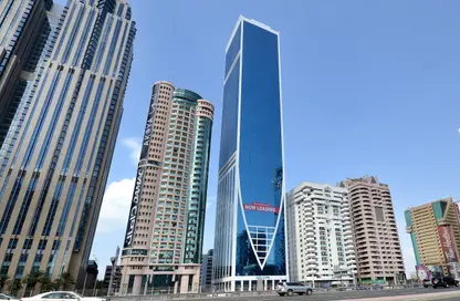 مكتب - استوديو - 2 حمامات للايجار في أسبن - شارع الشيخ زايد - دبي
