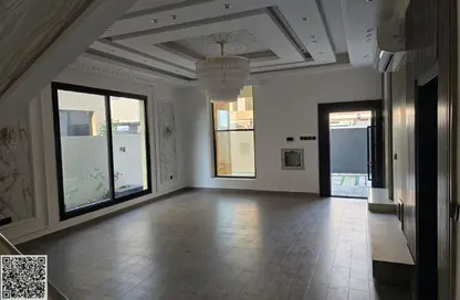 Villa - 5 Bedrooms - 6 Bathrooms for sale in Al Helio 2 - Al Helio - Ajman