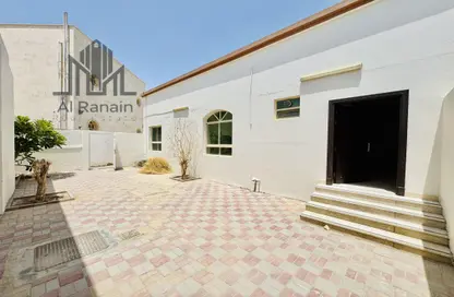 فيلا - 2 غرف نوم - 2 حمامات للايجار في الزعفران - الخبيصي - العين