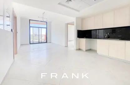 Apartment - 3 Bedrooms - 3 Bathrooms for rent in Binghatti Avenue - Al Jaddaf - Dubai