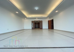 Apartment - 4 bedrooms - 3 bathrooms for rent in Silver Wave Tower - Al Mina - Abu Dhabi