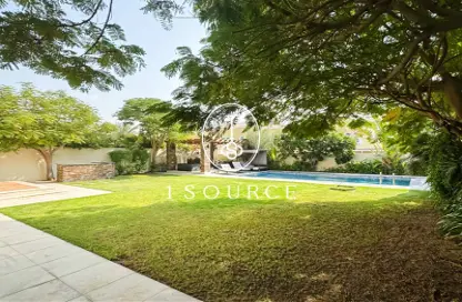 Villa - 3 Bedrooms - 4 Bathrooms for rent in District 5 - Royal Park - Jumeirah Park - Dubai