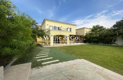 Outdoor House image for: Villa - 3 Bedrooms - 4 Bathrooms for rent in Legacy - Jumeirah Park - Dubai, Image 1