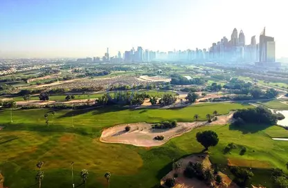 Apartment - 1 Bedroom - 2 Bathrooms for rent in Golf Towers - The Views - Dubai