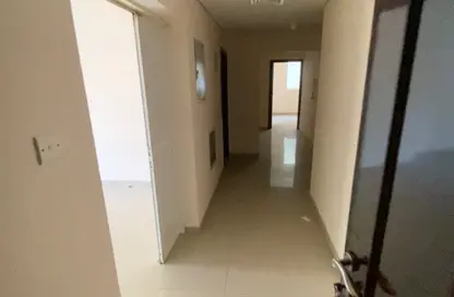 شقة - 3 غرف نوم - 3 حمامات للبيع في شارع التعاون الجديد - التعاون - الشارقة شقة - 3 غرف نوم - 3 حمامات للبيع في شارع التعاون الجديد - التعاون - الشارقة