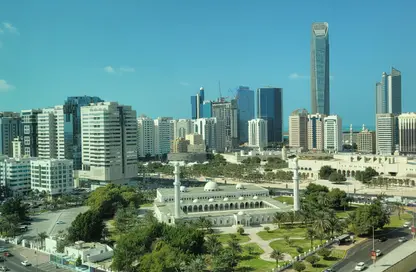 Apartment - 4 Bedrooms - 5 Bathrooms for rent in Airport Road - Abu Dhabi
