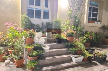 Apartment - 3 Bedrooms - 3 Bathrooms for rent in Mohamed Bin Zayed City - Abu Dhabi