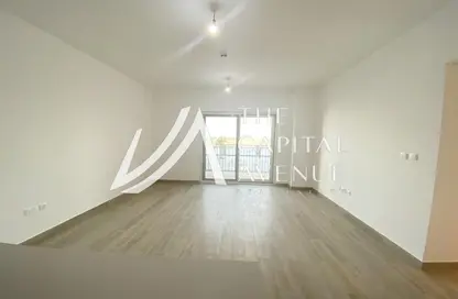 Apartment - 3 Bedrooms - 3 Bathrooms for rent in Waters Edge - Yas Island - Abu Dhabi