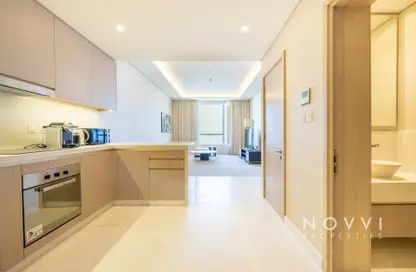 Apartment - 1 Bedroom - 2 Bathrooms for rent in The Palm Tower - Palm Jumeirah - Dubai