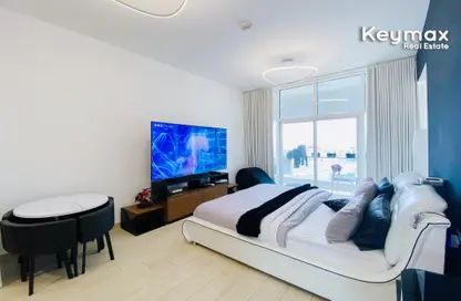 Room / Bedroom image for: Apartment - 1 Bathroom for rent in Azizi Aliyah - Dubai Healthcare City - Dubai, Image 1