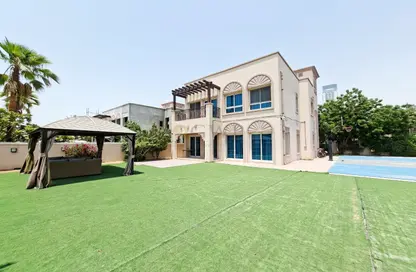 فيلا - 2 غرف نوم - 4 حمامات للايجار في فيلات طراز عربي - مثلث قرية الجميرا - دبي