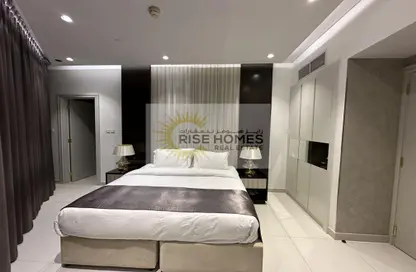 Room / Bedroom image for: Apartment - 1 Bedroom - 2 Bathrooms for rent in Upper Crest - Downtown Dubai - Dubai, Image 1