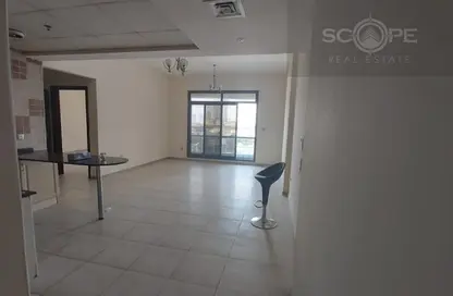 Apartment - 1 Bedroom - 2 Bathrooms for rent in Hamza Tower - Dubai Sports City - Dubai
