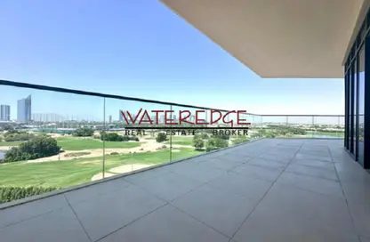 Apartment - 3 Bedrooms - 3 Bathrooms for rent in Vida Residence - The Hills - Dubai