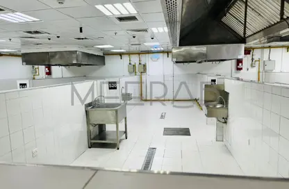 Shop - Studio - 1 Bathroom for rent in Al Barsha 3 Villas - Al Barsha 3 - Al Barsha - Dubai
