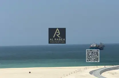 شقة - 2 غرف نوم - 2 حمامات للايجار في برج الكورنيش - طريق كورنيش عجمان - عجمان