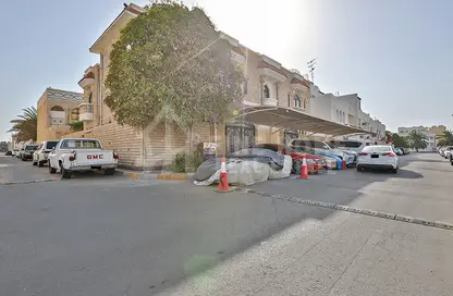 مجمع سكني - 5 غرف نوم - 8 حمامات للبيع في هضبة الزعفرانة - منطقة المرور - أبوظبي
