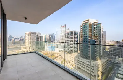 Apartment - 2 Bedrooms - 3 Bathrooms for rent in The Paragon by IGO - Business Bay - Dubai