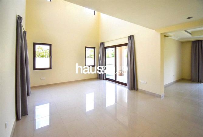 15151022 - Property Image 3