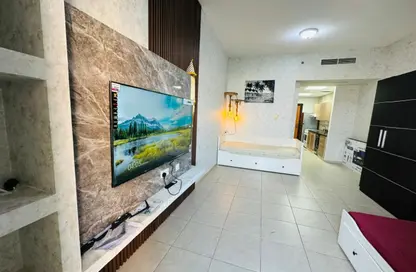 Apartment - Studio - 1 Bathroom for rent in Palace Tower 2 - Palace Towers - Dubai Silicon Oasis - Dubai