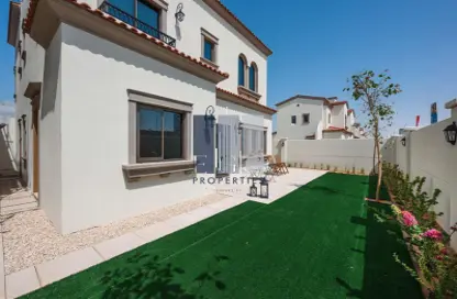Villa - 4 Bedrooms - 5 Bathrooms for sale in Bloom Living - Zayed City (Khalifa City C) - Khalifa City - Abu Dhabi