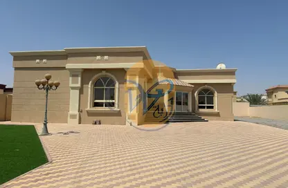 Villa - 4 Bedrooms - 6 Bathrooms for rent in Al Dhait South - Al Dhait - Ras Al Khaimah