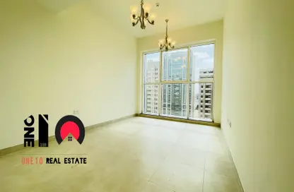 Empty Room image for: Apartment - 1 Bedroom - 2 Bathrooms for rent in Al Marjan Tower - Al Falah Street - City Downtown - Abu Dhabi, Image 1