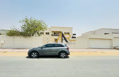 Villa - 5 Bedrooms - 7+ Bathrooms for rent in Barashi - Al Badie - Sharjah