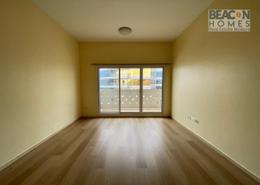 صورةغرفة فارغة لـ: شقة - 1 غرفة نوم - 2 حمامات للبيع في التلال - واحة السيليكون - دبي, صورة 1