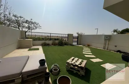 Garden image for: Villa - 3 Bedrooms - 4 Bathrooms for rent in Noor Townhouses - Town Square - Dubai, Image 1