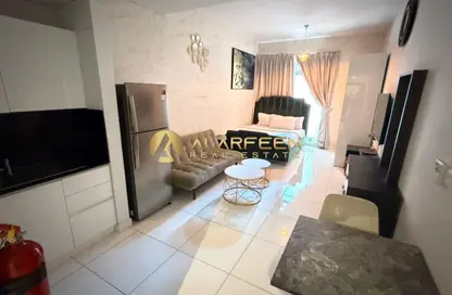 Apartment - Studio - 1 Bathroom for rent in Plazzo Heights - Jumeirah Village Circle - Dubai