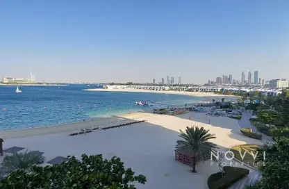 Apartment - 2 Bedrooms - 3 Bathrooms for rent in Al Msalli - Shoreline Apartments - Palm Jumeirah - Dubai