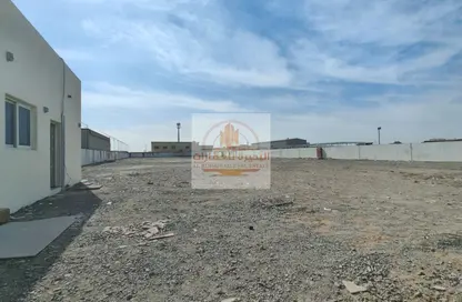 أرض - استوديو للايجار في الصجعة الصناعية - آلصجعه - الشارقة
