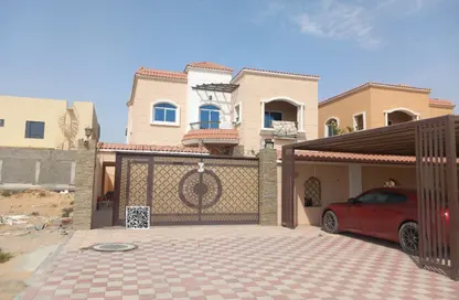 فيلا - 5 غرف نوم - 7 حمامات للبيع في 1 المويهات - المويهات - عجمان