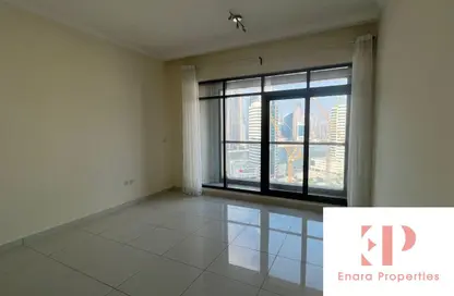 شقة - 1 حمام للايجار في الأبراج الإدارية - الخليج التجاري - دبي