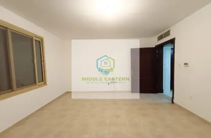 Empty Room image for: Apartment - 1 Bathroom for rent in Al Bateen Airport - Muroor Area - Abu Dhabi, Image 1