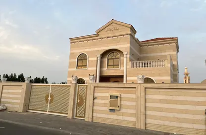 Villa - 6 Bedrooms - 7+ Bathrooms for sale in Al Ramla - Halwan - Sharjah