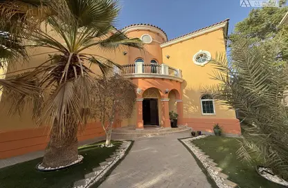 Villa - 5 Bedrooms - 6 Bathrooms for rent in Jumeirah Park Homes - Jumeirah Park - Dubai