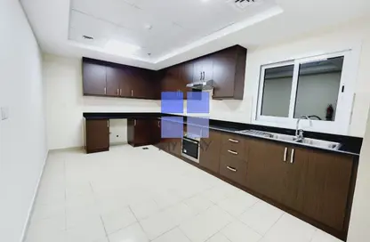 Apartment - 1 Bedroom - 2 Bathrooms for rent in Duja Tower - Sheikh Zayed Road - Dubai