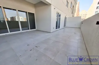 شقة - 2 غرف نوم - 4 حمامات للايجار في منخول - بر دبي - دبي