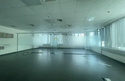 مكتب - استوديو - 2 حمامات للايجار في كابيتال جولدن تاور - الخليج التجاري - دبي