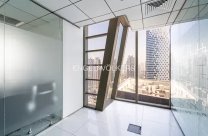 مكتب - استوديو - 1 حمام للايجار في القمة - الخليج التجاري - دبي مكتب - استوديو - 1 حمام للايجار في القمة - الخليج التجاري - دبي