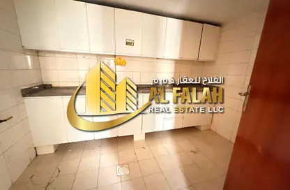 Apartment - 1 Bedroom - 1 Bathroom for rent in Al Qulaya'ah - Al Sharq - Sharjah
