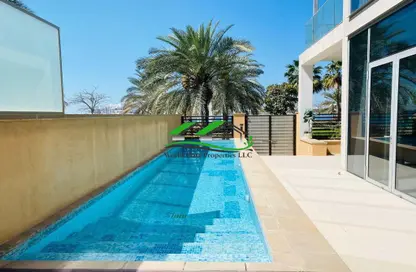 Villa - 5 Bedrooms - 6 Bathrooms for sale in Beach Villas - Al Zeina - Al Raha Beach - Abu Dhabi