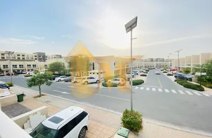 تاون هاوس - 3 غرف نوم - 4 حمامات للبيع في قرية ورسان - المدينة الدولية - دبي