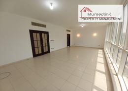 Duplex - 3 bedrooms - 4 bathrooms for rent in Al Najda Street - Abu Dhabi