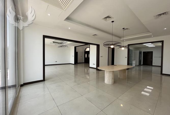 15805289 - Property Image 2